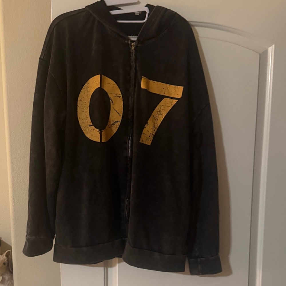 Men's Black and Yellow Hoodie Jacket